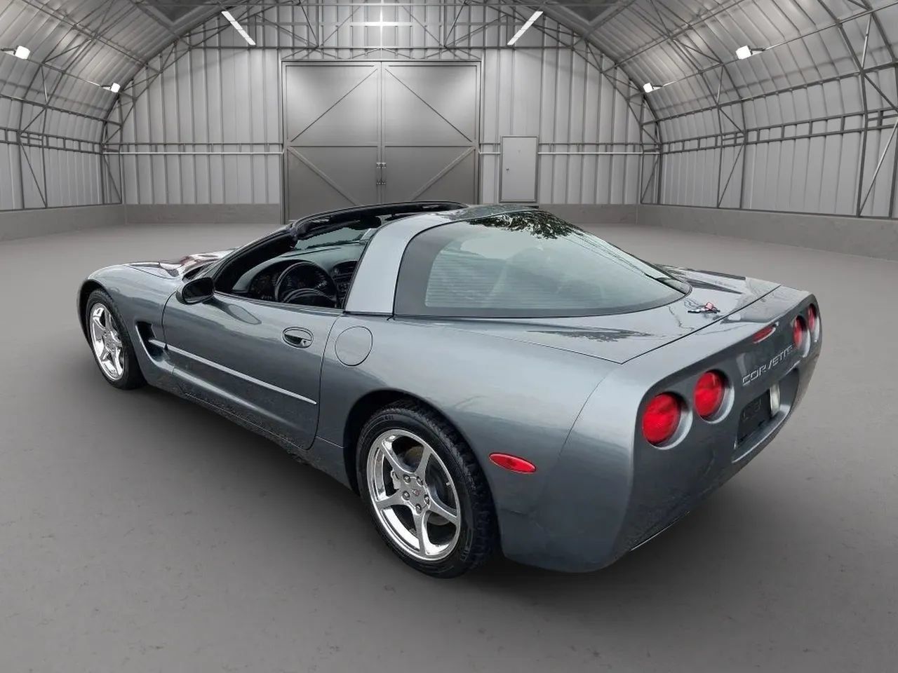 Used 2004 Chevrolet Corvette Coupe w/ Preferred Equipment Group RWD image 34