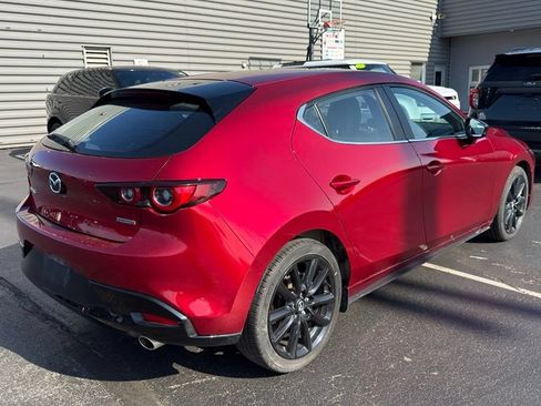 Used 2024 MAZDA MAZDA3 s FWD image 5