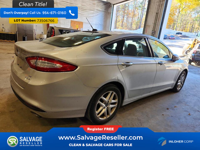 Used 2016 Ford Fusion SE w/ Equipment Group 202A FWD image 4