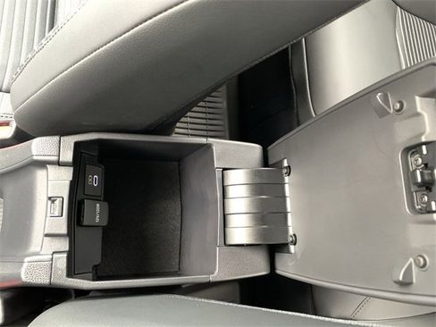 Used 2026 Toyota Corolla Cross XSE image 26