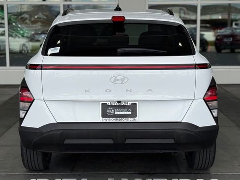 Used 2024 Hyundai Kona SEL image 14