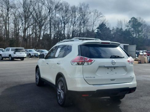 Used 2016 Nissan Rogue SL w/ SL Premium Package image 3