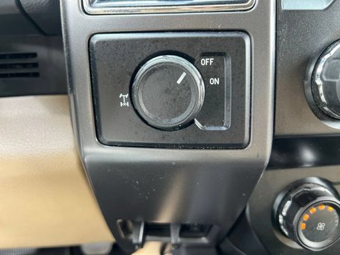 Used 2020 Ford F150 XLT w/ Equipment Group 302A Luxury RWD image 28