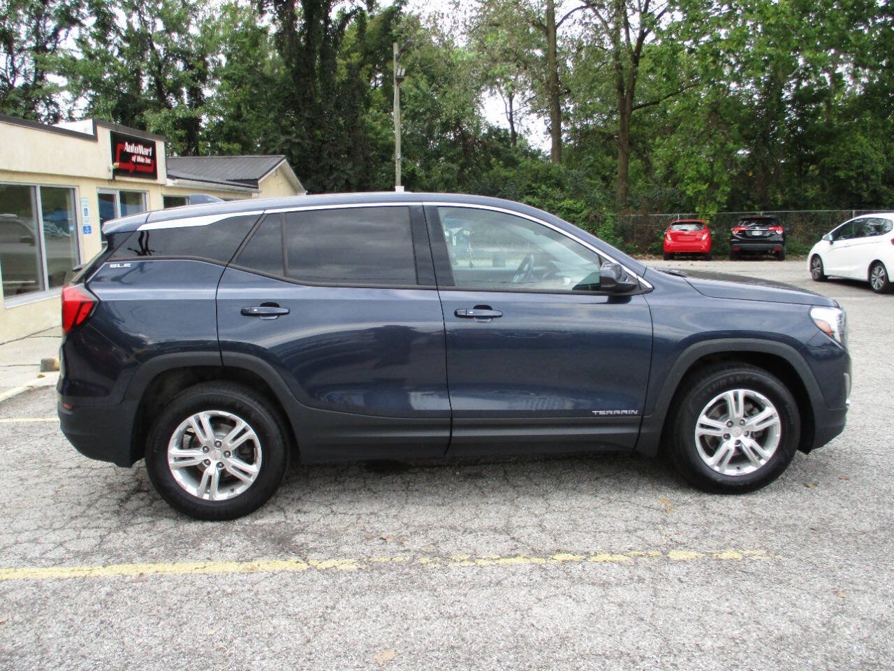 Used 2018 GMC Terrain SLE AWD/4WD image 10