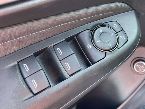 Used 2025 Buick Envista Sport Touring w/ Convenience I Package FWD image 16