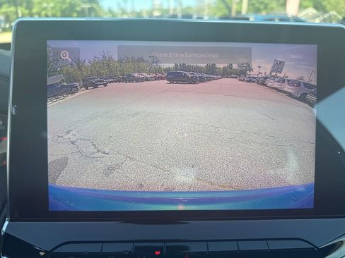 New 2025 Jeep Compass Latitude w/ Sun & Sound Group image 21