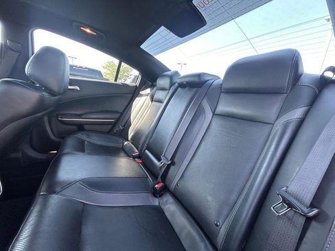 Used 2022 Dodge Charger SXT w/ Leather Interior Group image 4