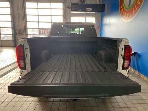 Certified 2025 GMC Sierra 1500 Elevation w/ Elevation Premium Package image 22