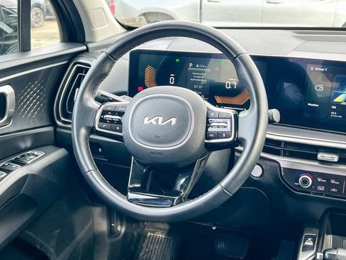 Certified 2024 Kia Sorento S image 14