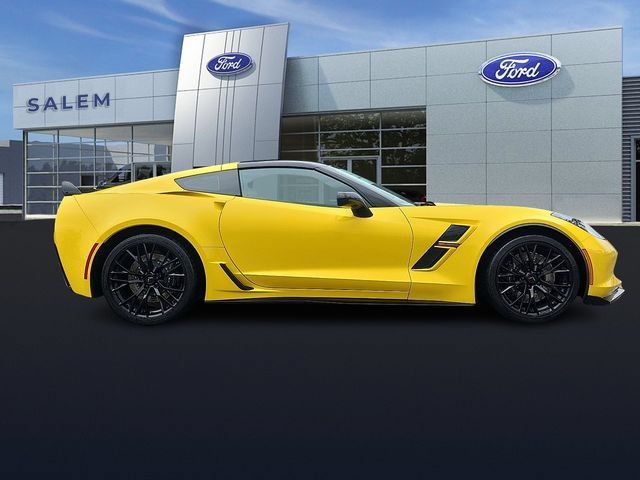 Used 2019 Chevrolet Corvette Grand Sport RWD image 2