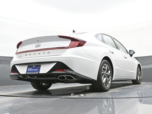 Used 2022 Hyundai Sonata SEL w/ Preferred Accessory Package image 37