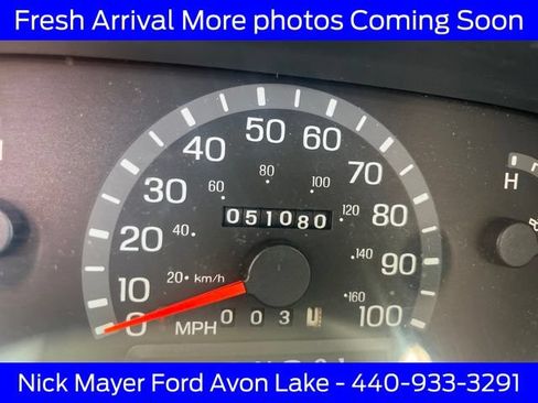 Used 2002 Ford E-150 and Econoline 150 RWD image 3