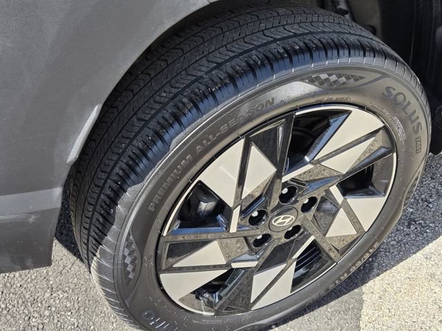 Used 2025 Hyundai Kona SEL AWD/4WD image 11