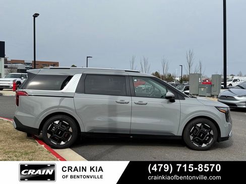 New 2026 Kia Carnival EX image 8