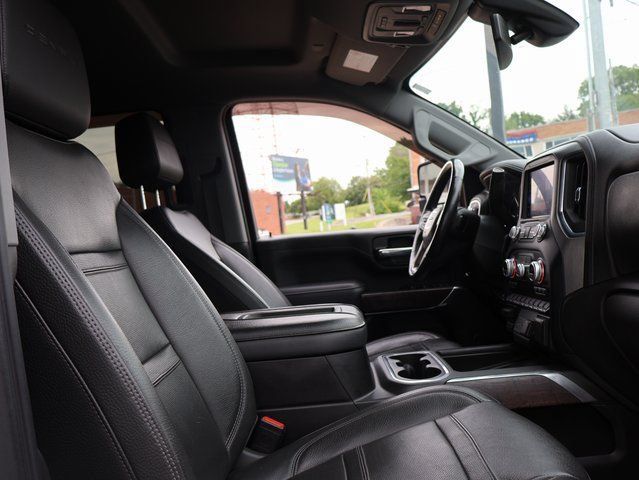 Used 2022 GMC Sierra 3500 Denali AWD/4WD image 8