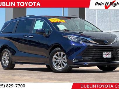 Certified 2023 Toyota Sienna XLE