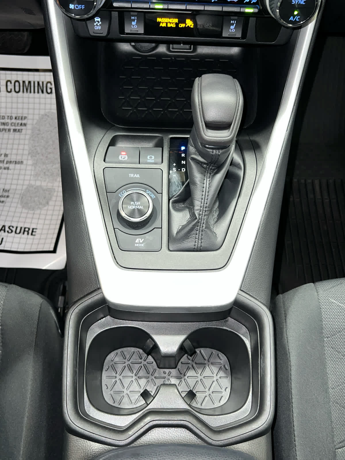Used 2021 Toyota RAV4 XLE w/ Convenience Package AWD/4WD image 31