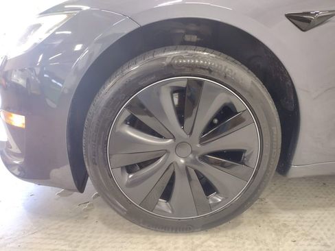 Used 2022 Tesla Model S Plaid AWD/4WD image 5