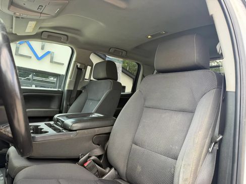 Used 2018 Chevrolet Silverado 2500 LT AWD/4WD image 17