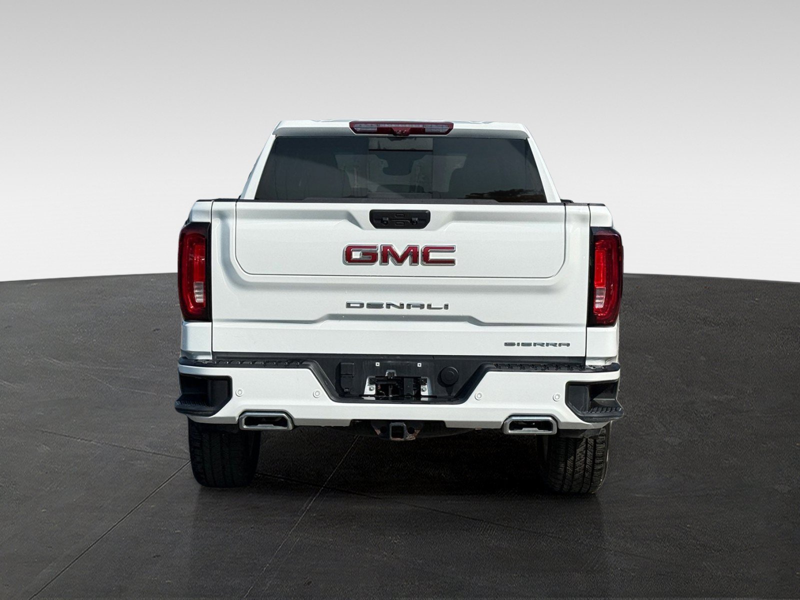 Used 2024 GMC Sierra 1500 Denali w/ Technology Package AWD/4WD image 6