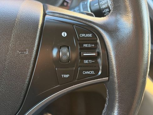 Used 2015 Acura MDX SH-AWD image 40