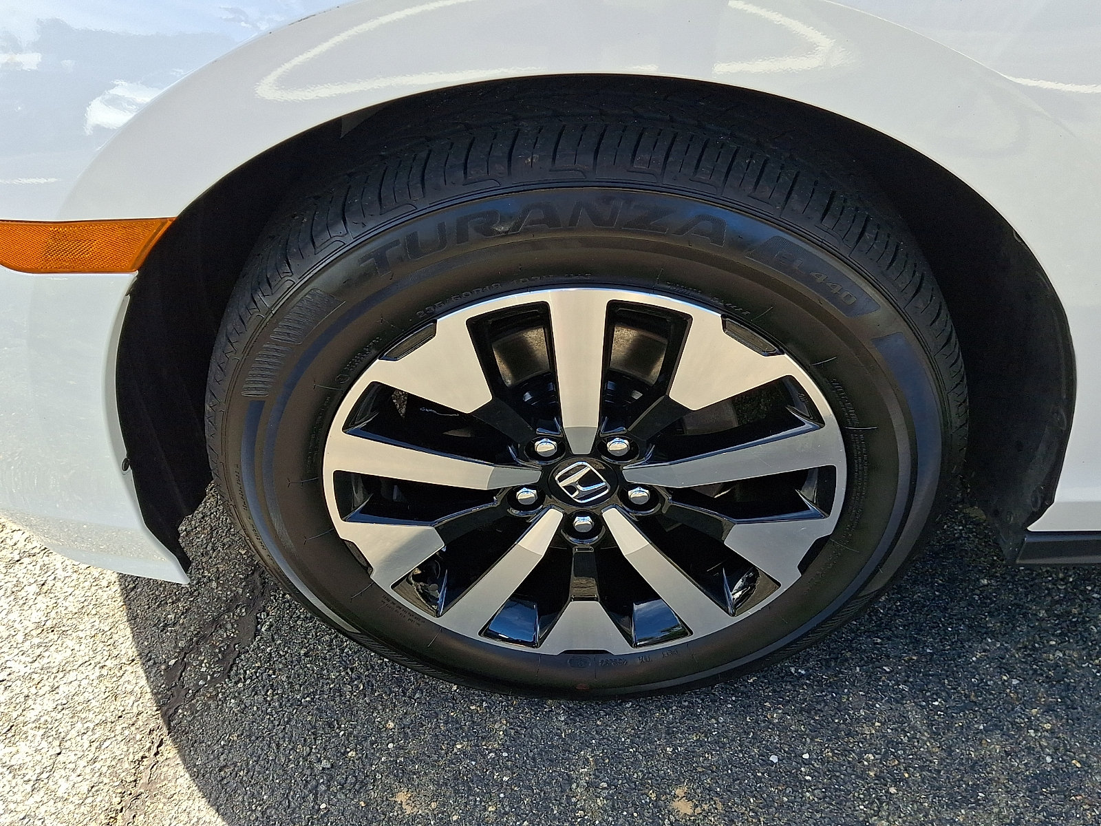 Certified 2025 Honda Odyssey EX-L image 28