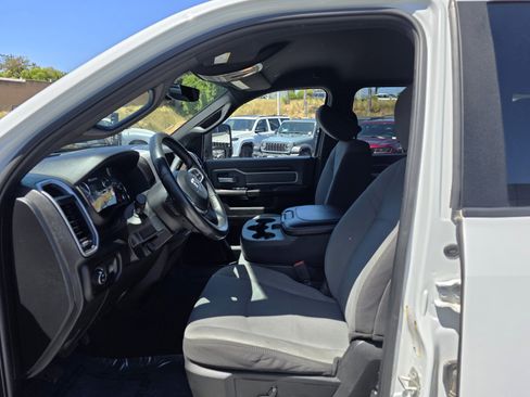 Used 2023 RAM 2500 Big Horn w/ Level 1 Equipment Group AWD/4WD image 12