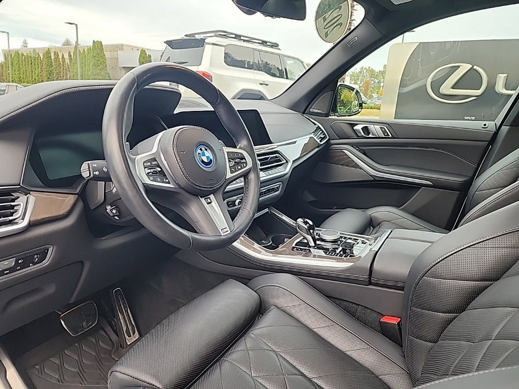 Used 2023 BMW X5 xDrive45e w/ M Sport Package AWD/4WD image 11