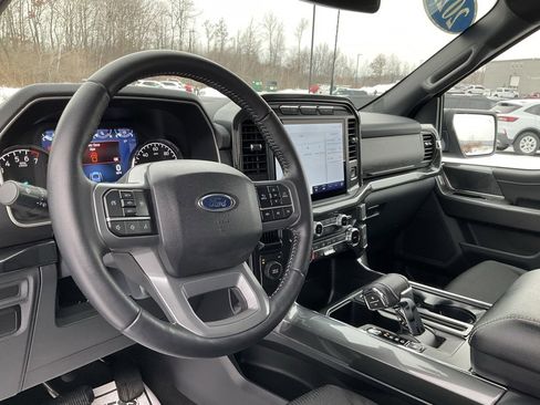 Used 2022 Ford F150 XLT w/ Equipment Group 302A High image 16