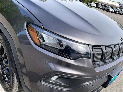 Used 2022 Jeep Compass Latitude w/ Convenience Group AWD/4WD image 31