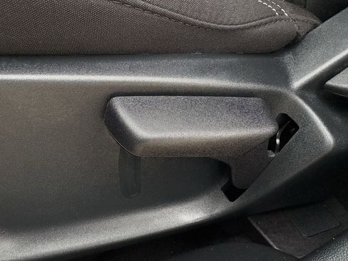 Used 2025 Ford Escape Active image 25