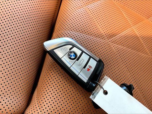 Used 2023 BMW X5 sDrive40i w/ Parking Assistance Package RWD image 14