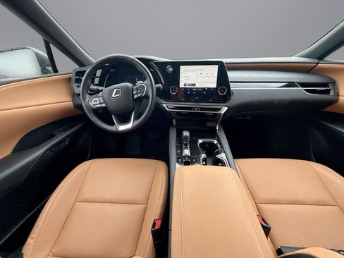 Used 2025 Lexus RX 350 FWD w/ Technology Package image 19
