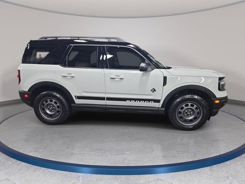 Used 2023 Ford Bronco Sport Outer Banks AWD/4WD image 4