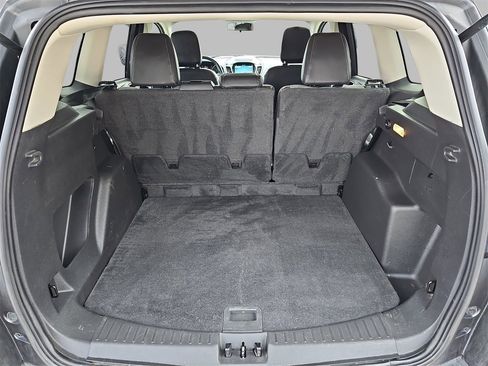 Used 2019 Ford Escape SE image 12