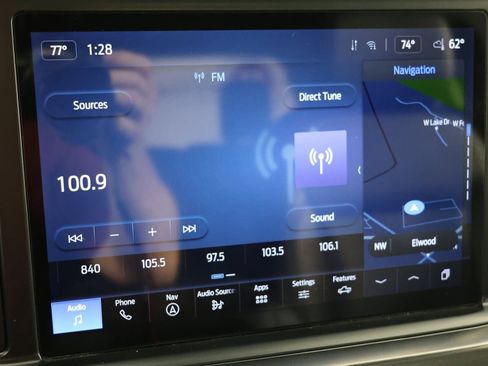 Used 2025 Ford F350 Lariat w/ Chrome Package image 50