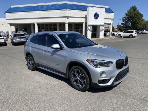 Used 2018 BMW X1 xDrive28i AWD/4WD image 2