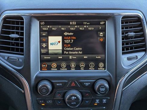 Used 2018 Jeep Grand Cherokee Limited image 10