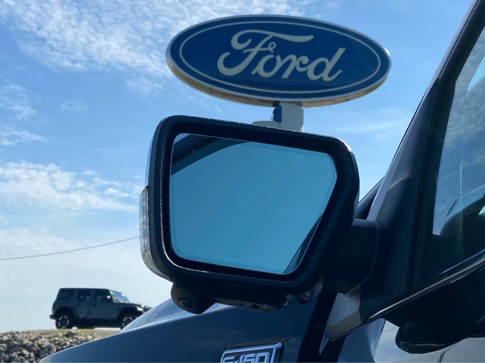 Used 2025 Ford F150 Lariat w/ Equipment Group 502A High AWD/4WD image 45