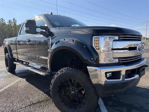 Used 2019 Ford F250 Lariat AWD/4WD image 1