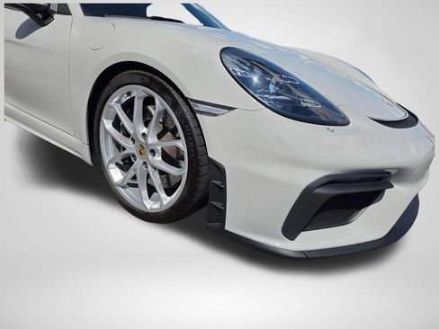 Used 2021 Porsche 718 Boxster Spyder RWD image 12