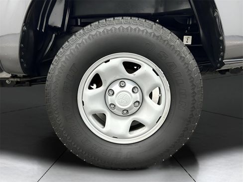 Used 2022 Toyota Tacoma SR5 image 21