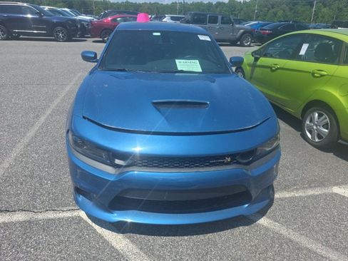 Used 2022 Dodge Charger Scat Pack RWD image 2