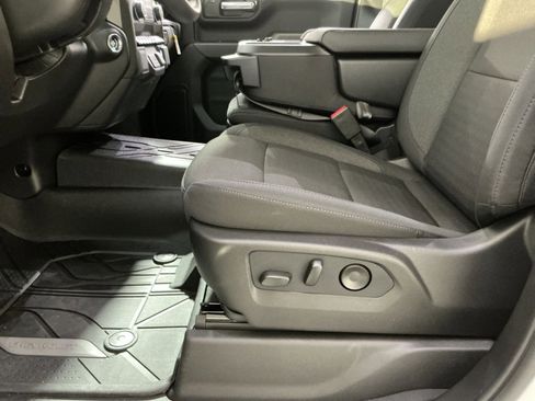 New 2026 Chevrolet Silverado 1500 Custom image 22