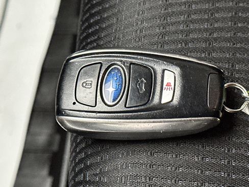 Used 2020 Subaru Ascent Premium w/ Convenience Package image 42