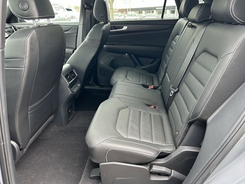Certified 2025 Volkswagen Atlas Cross Sport SEL image 26