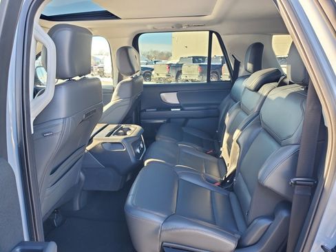 Used 2025 Ford Expedition Max Active image 26