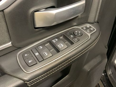 Used 2024 RAM 2500 Big Horn w/ Level 2 Equipment Group image 25