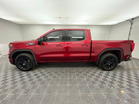 Used 2022 GMC Sierra 1500 Elevation image 11