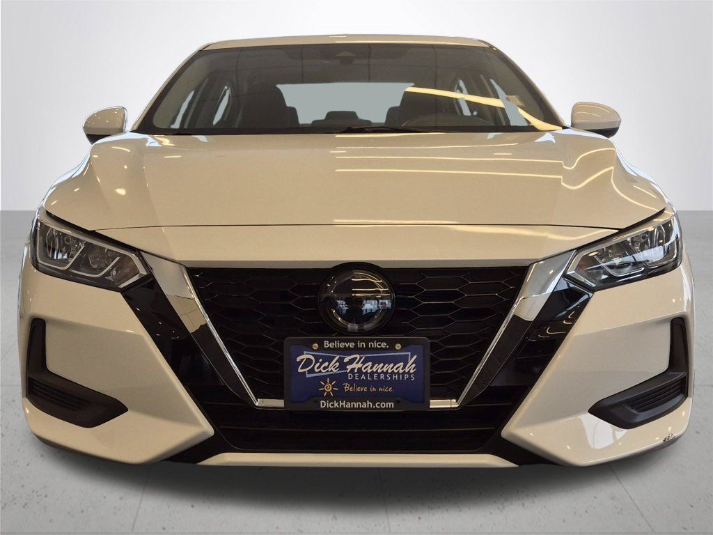 Certified 2023 Nissan Sentra SV FWD image 3